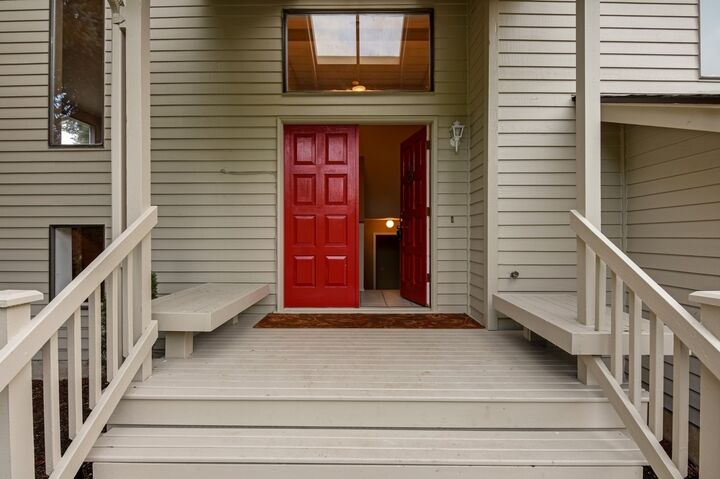 Property Photo:  6535 154th Ave NE  WA 98052 