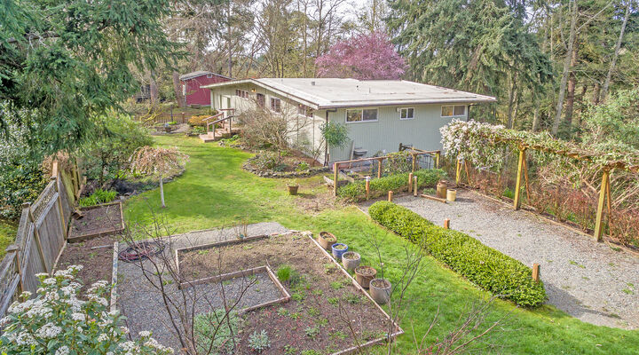 20313 Ridge Rd SW  Vashon WA 98070 photo