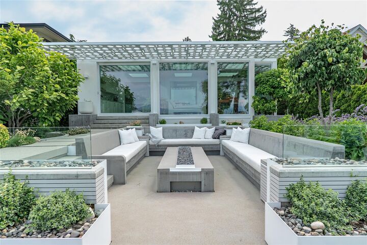 Property Photo: 4110 Lakeshore Road BC V1W 1V6