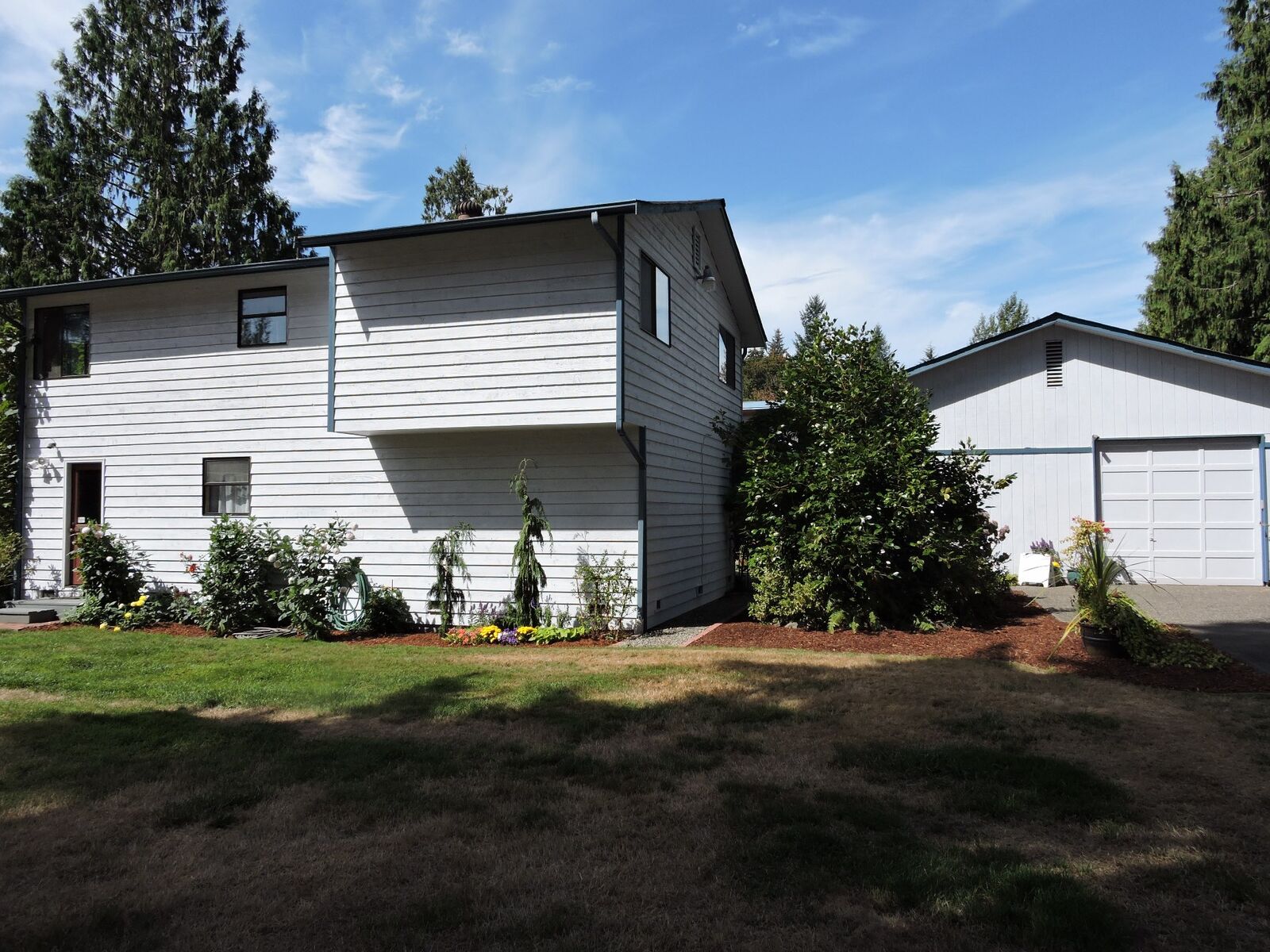 Property Photo:  22211 Sweeney Road SE  WA 98038 