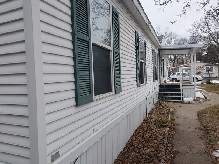 Property Photo:  2377 Friendship Dr  MI 49686 