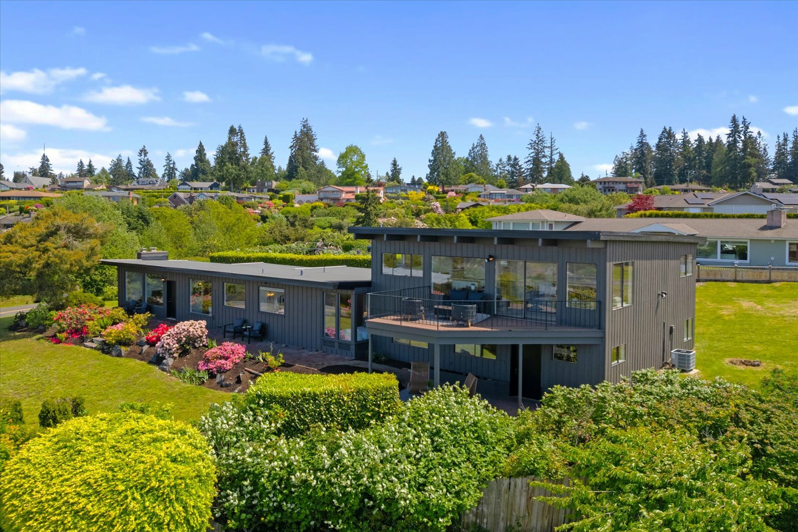 Property Photo: 18220 Ridgefield Road NW WA 98177