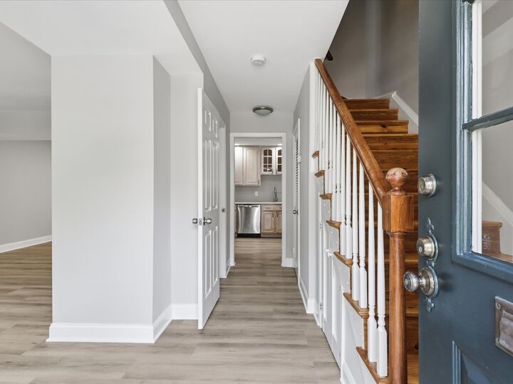 Property Photo:  6735 Kenwood Forest Lane 40  MD 20815 