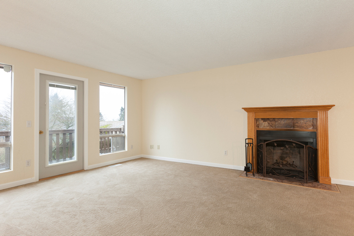 Property Photo: Living & dining room 2716 SW 107th Place  WA 98146 