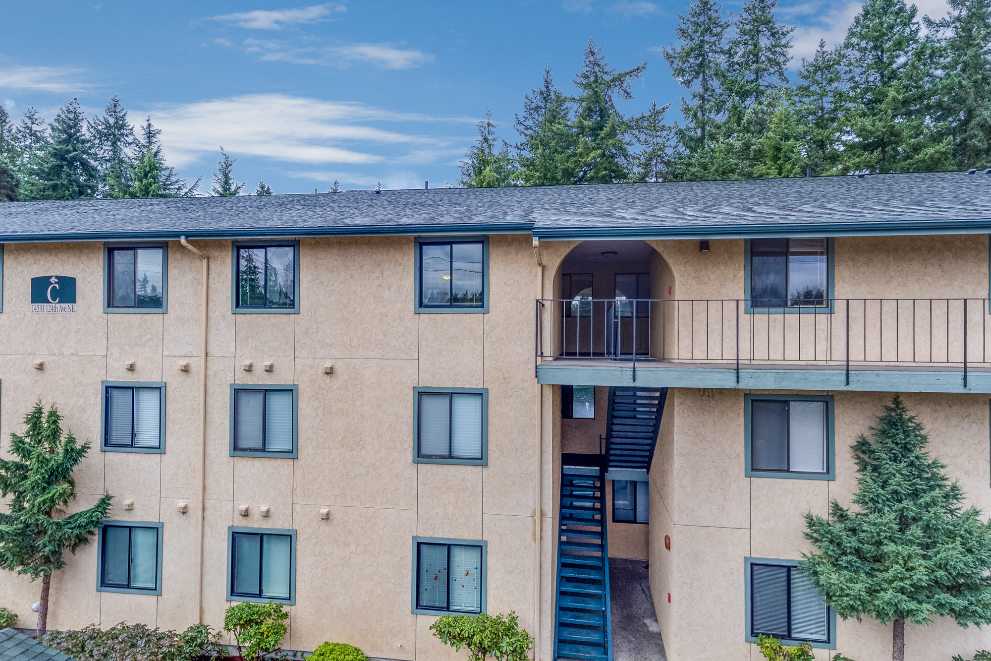 Property Photo: 14331 124th Ave NE C36 WA 98034