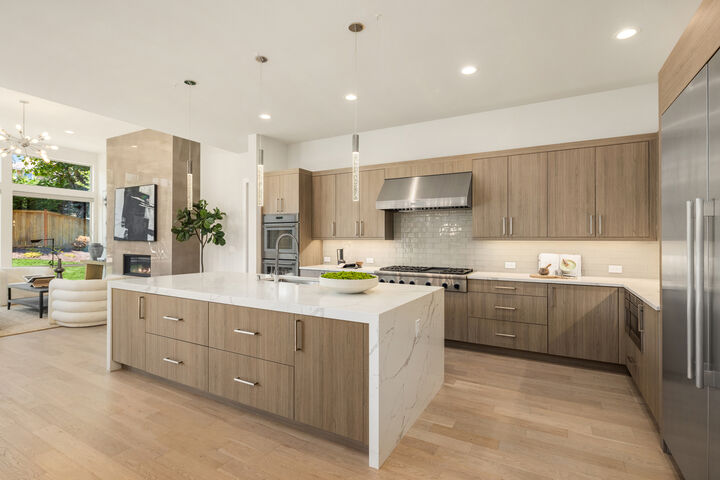 Property Photo: 9221 126th Avenue NE WA 98033