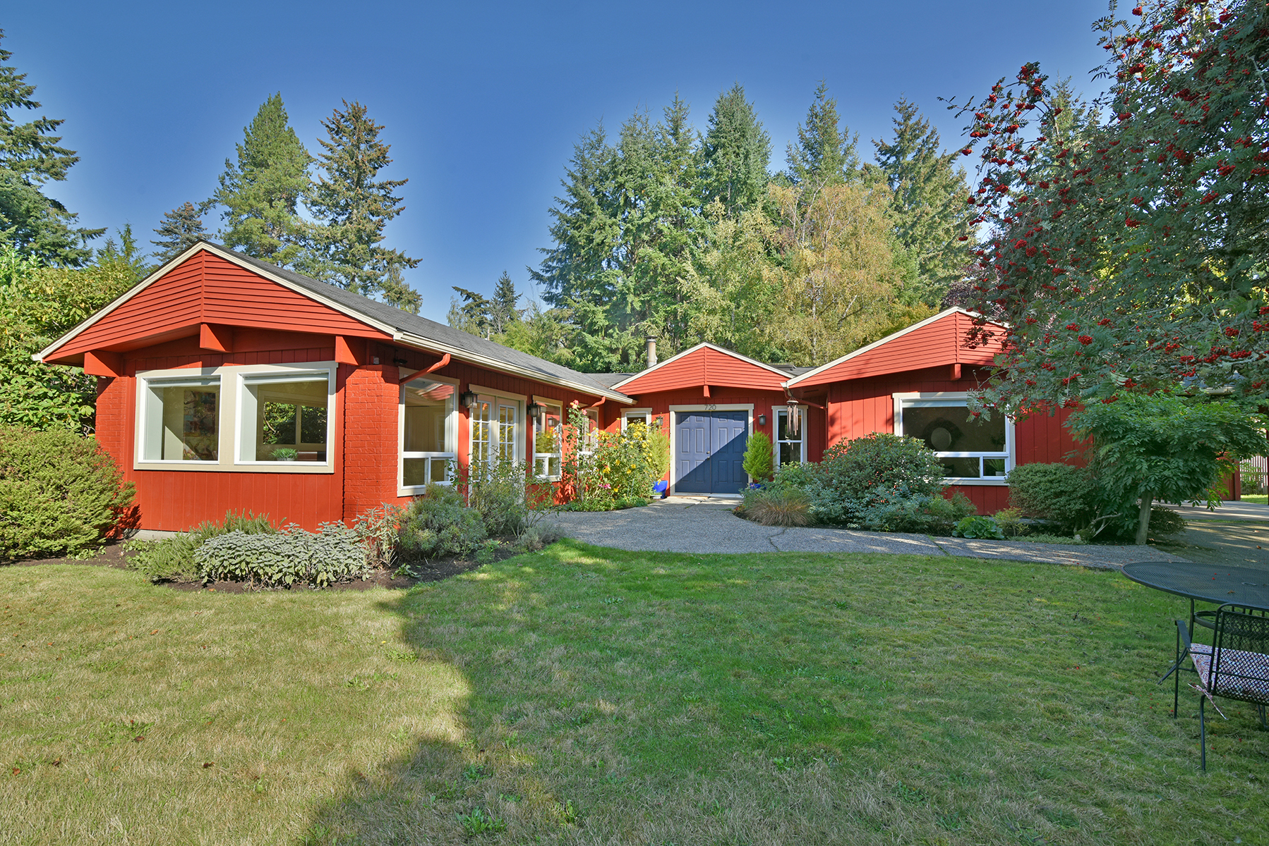 Property Photo: Lovell Avenue 720 Lovell Ave NW  WA 98110 