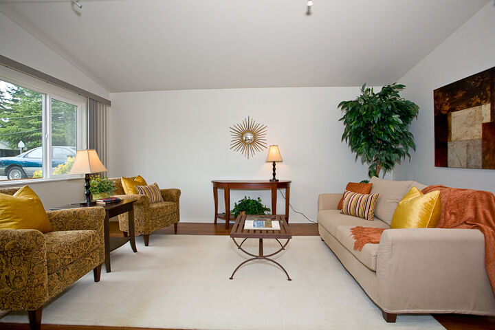 Property Photo: Living room 1924 N 195th St WA 98133