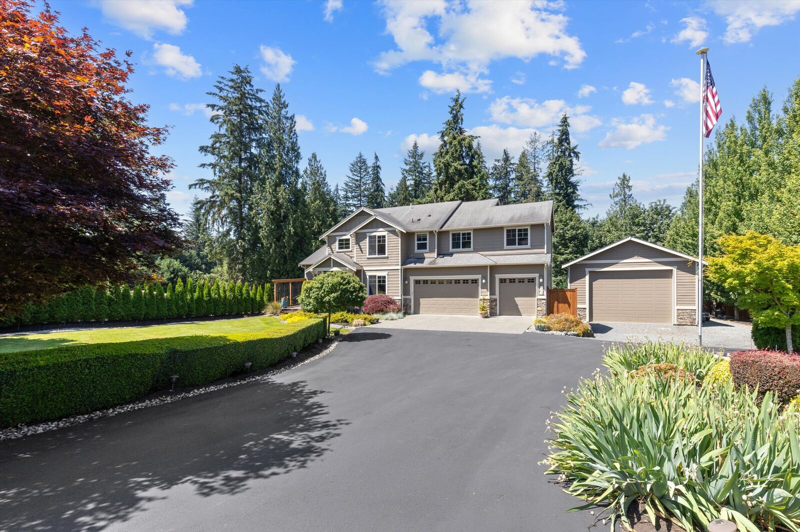 Property Photo:  18018  James Street  WA 98296 