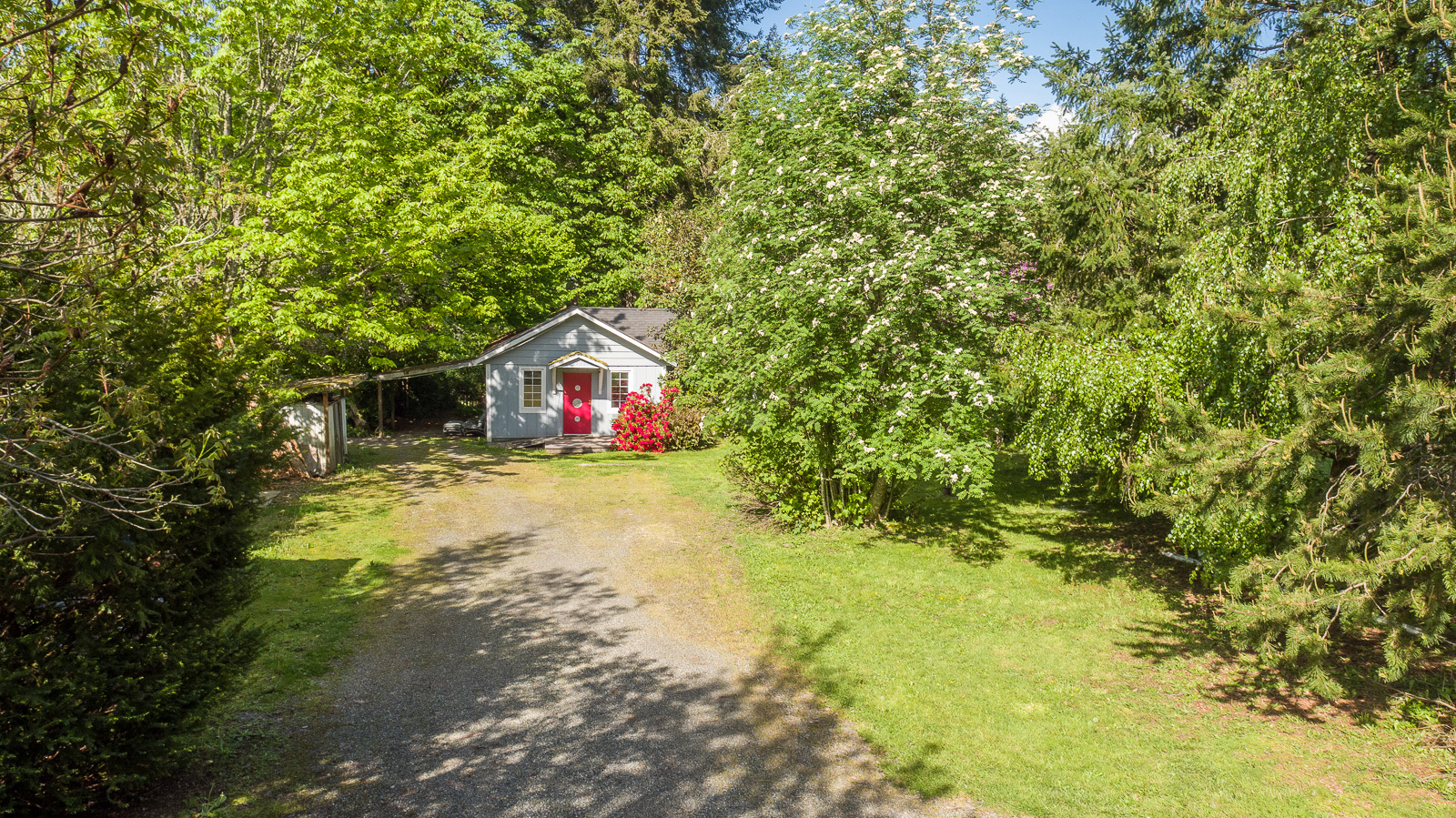 Property Photo:  20429 111th Ave SW  WA 98070 