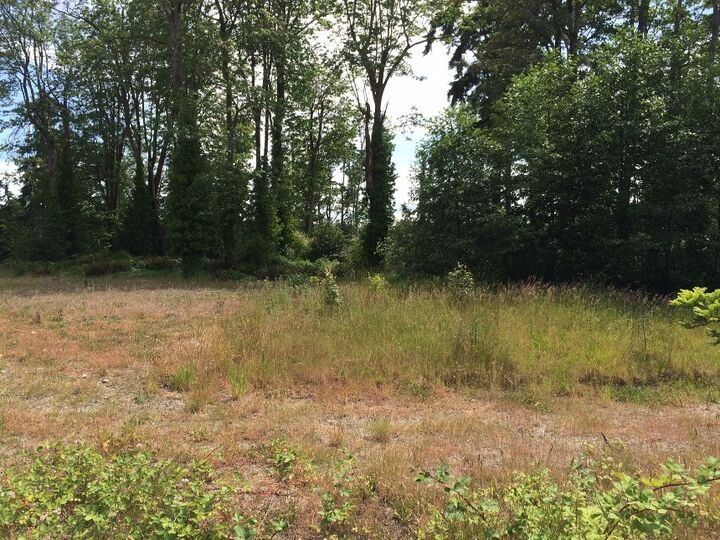 Property Photo: Southern cross 3952 Southern Cross Rd NE  WA 98110 