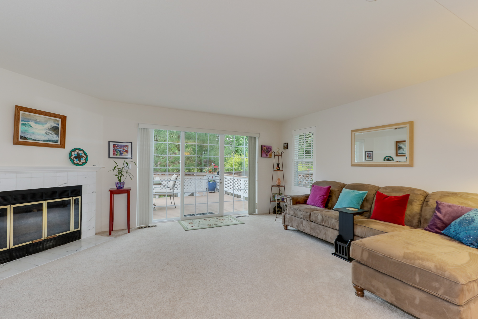Property Photo: Living room 13414 NE 89th St  WA 98052 