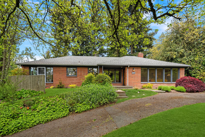 726 N 137th Street  Seattle WA 98133 photo