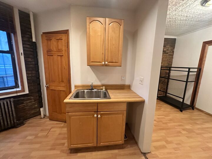 Property Photo:  144 W 9th Street 1 NY 11231 