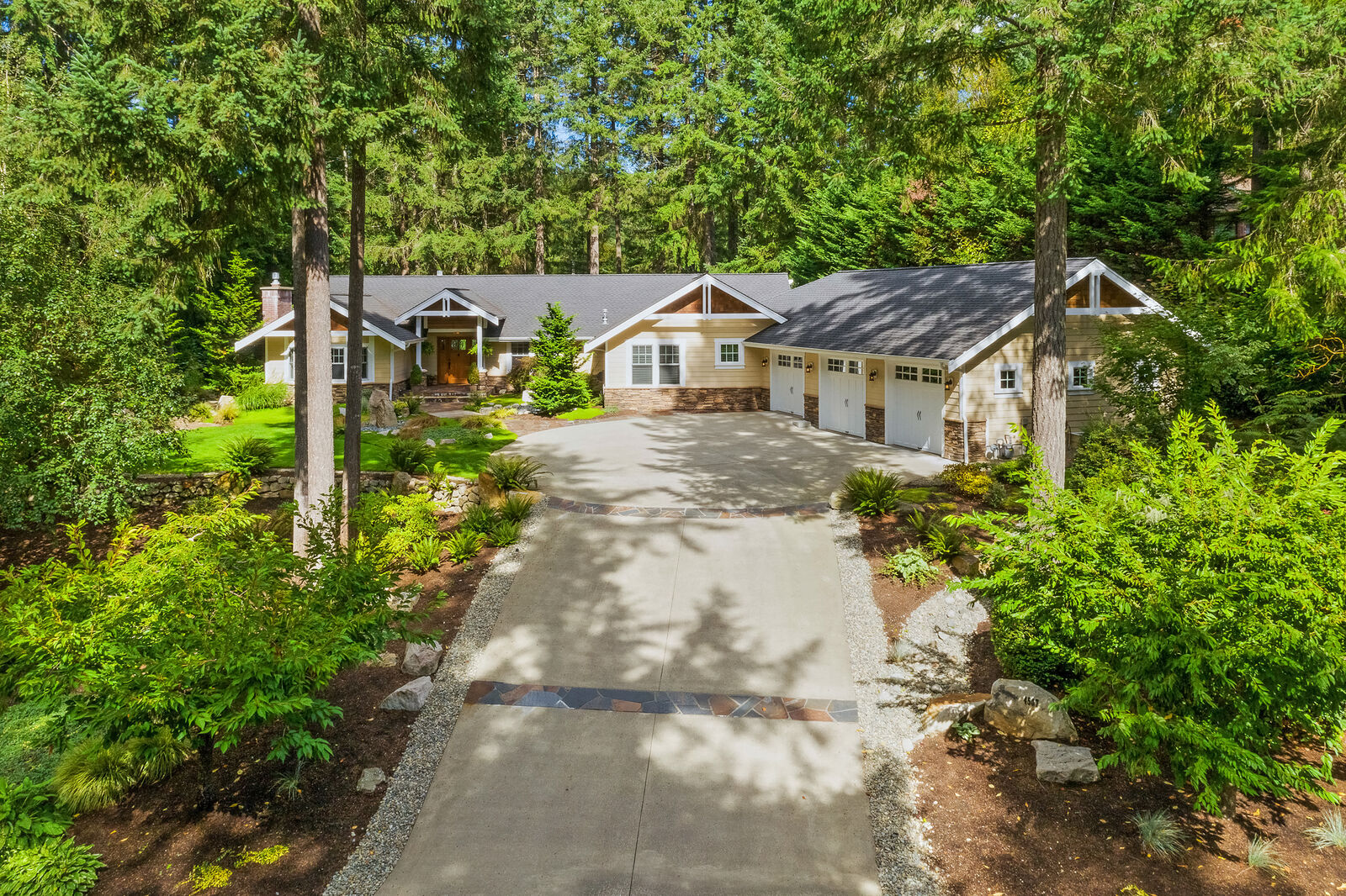 4507 Canterwood Dr NW, Gig Harbor, WA 98332/3 bath
