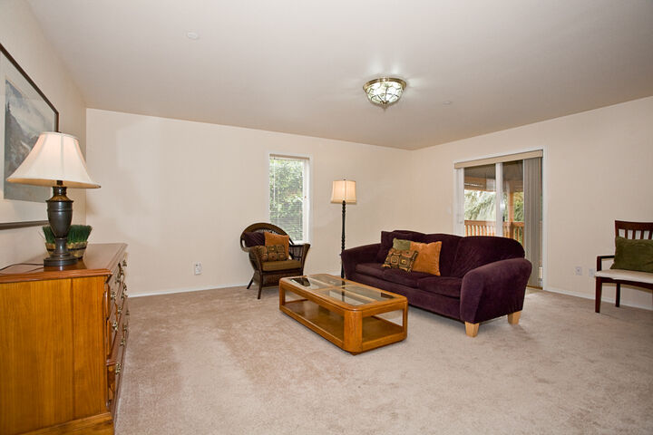 Property Photo: Living room/family room 331 NE 185th St WA 98155