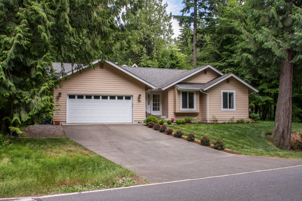 Property Photo: 198 Polo Park Dr WA 98229