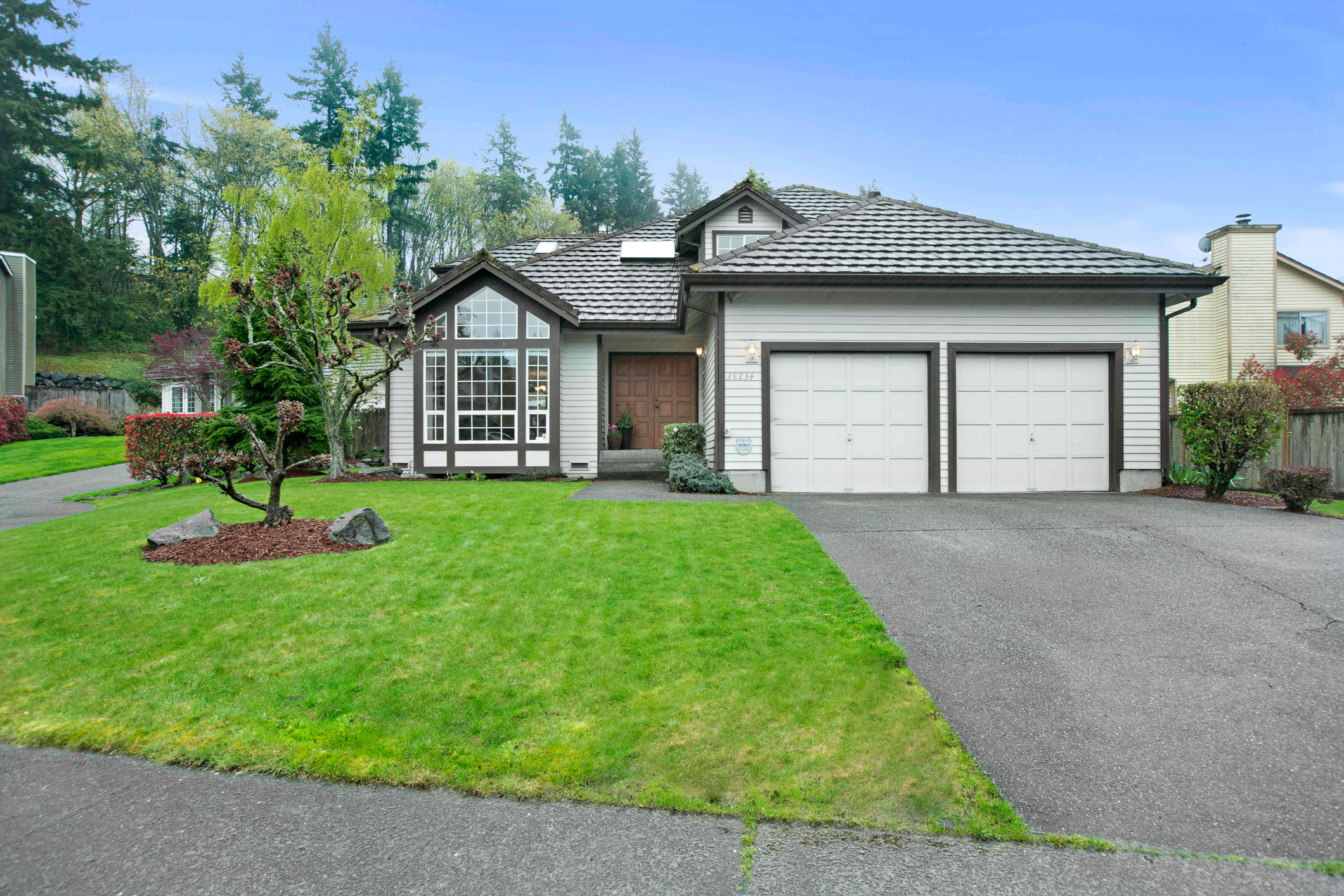 Property Photo:  28234 15th Ave S  WA 98003 