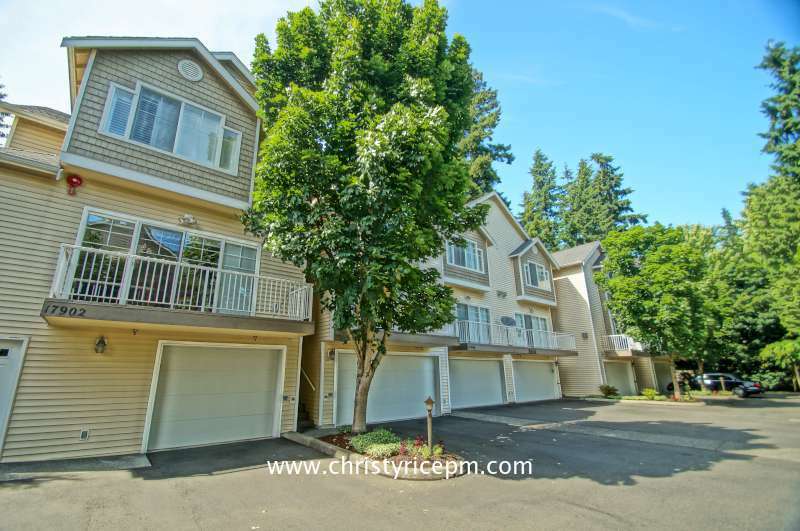 Property Photo:  17904 NE 90th St  WA 98052 