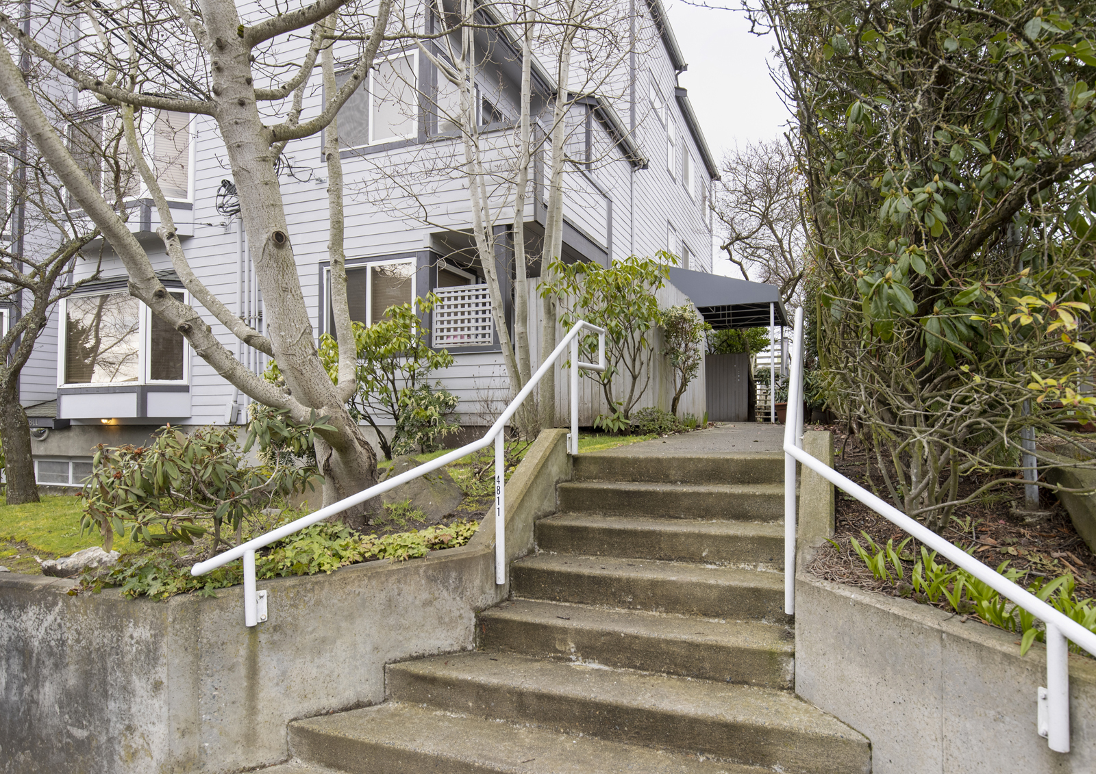 Property Photo:  4811 Phinney Ave N 102  WA 98103 