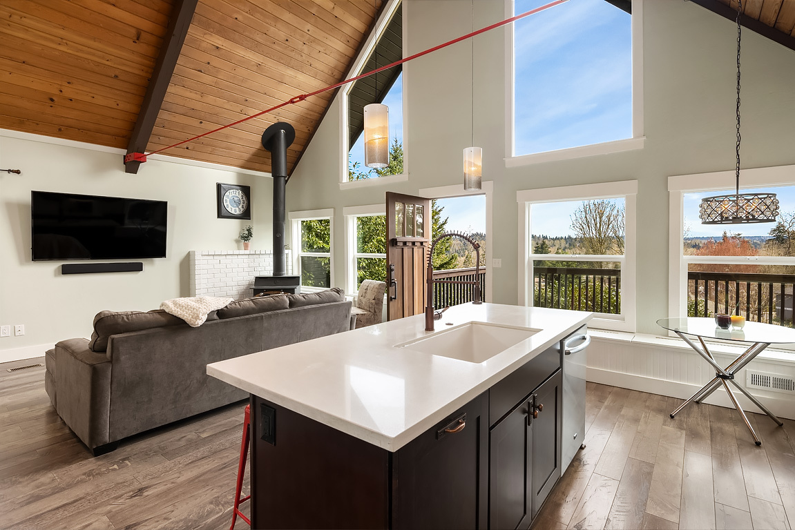 Property Photo: 12937 94th Ave NE WA 98034