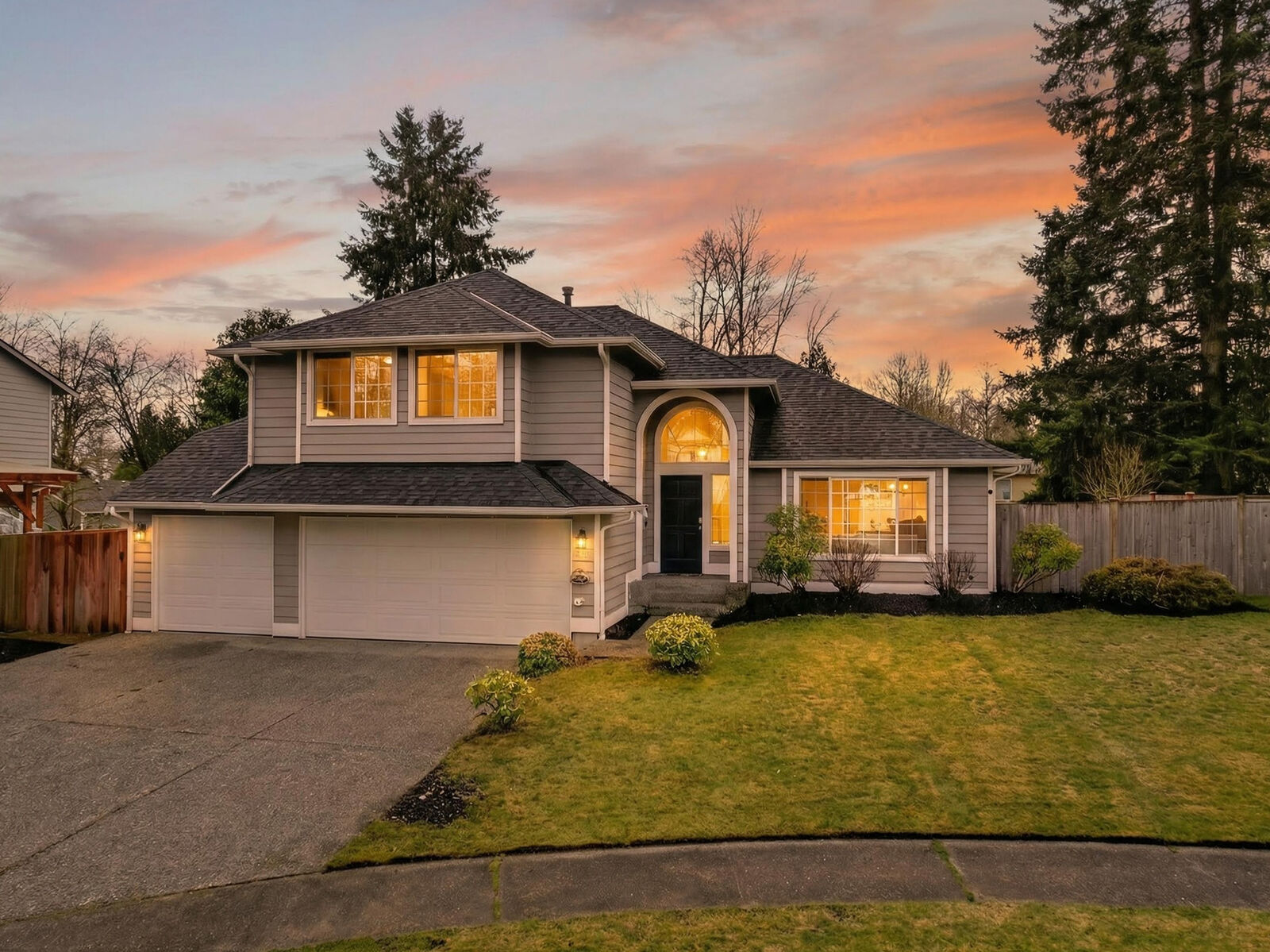 Property Photo: 618 203rd Street SE WA 98012