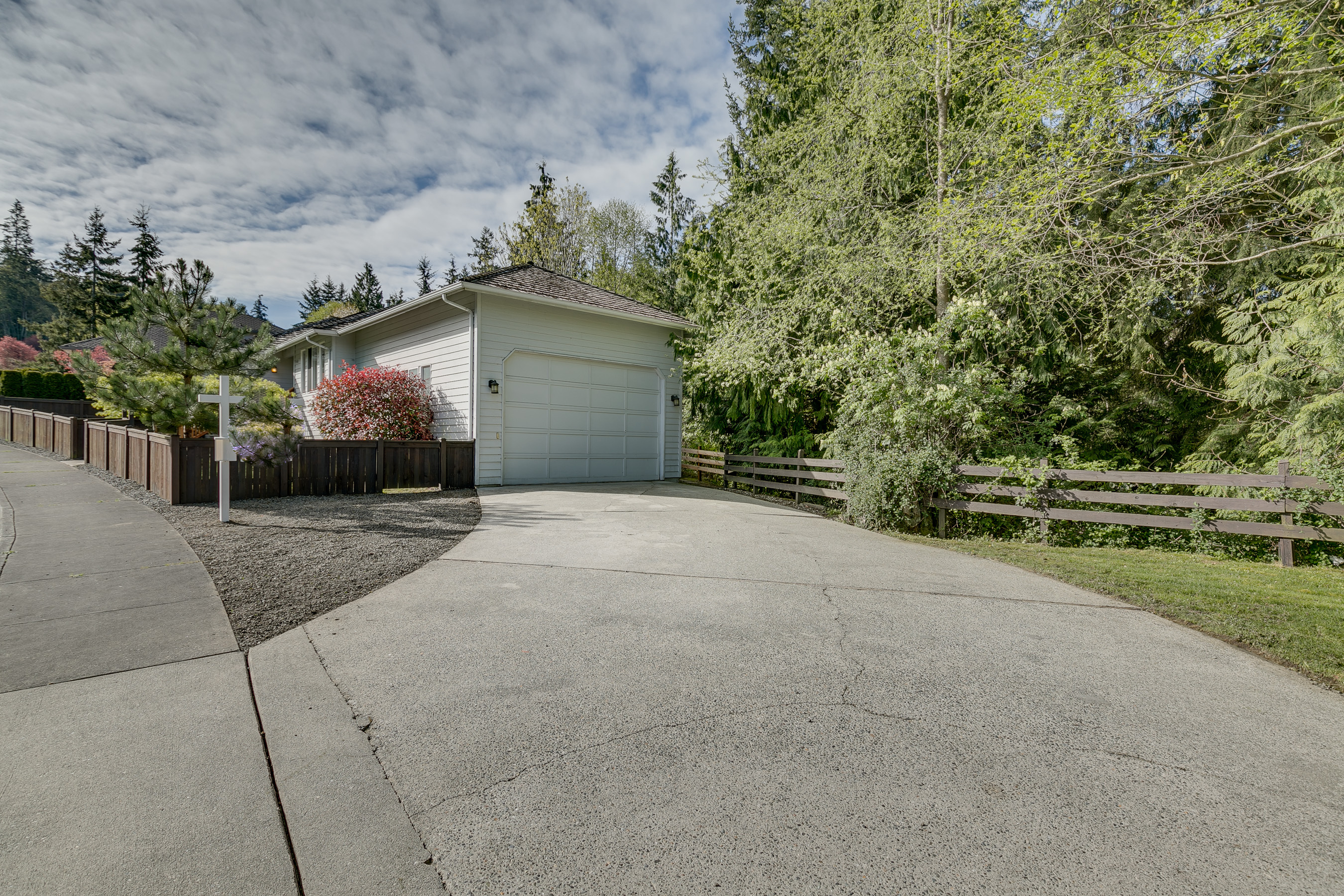 Property Photo: Rambler with privacy 4930 Narbeck Ave WA 98203