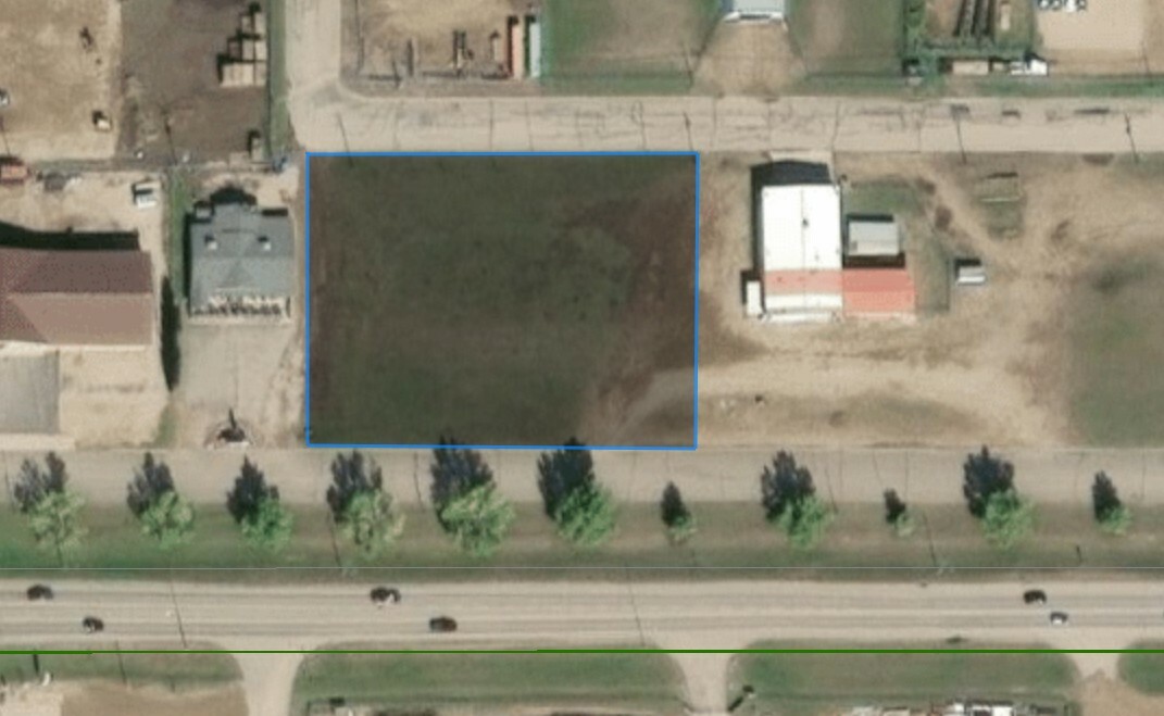 Property Photo: 1526 - 14 Ave AB T9W 1J8