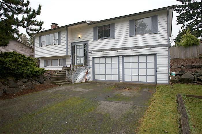 Property Photo:  419 S 305th St  WA 98003 