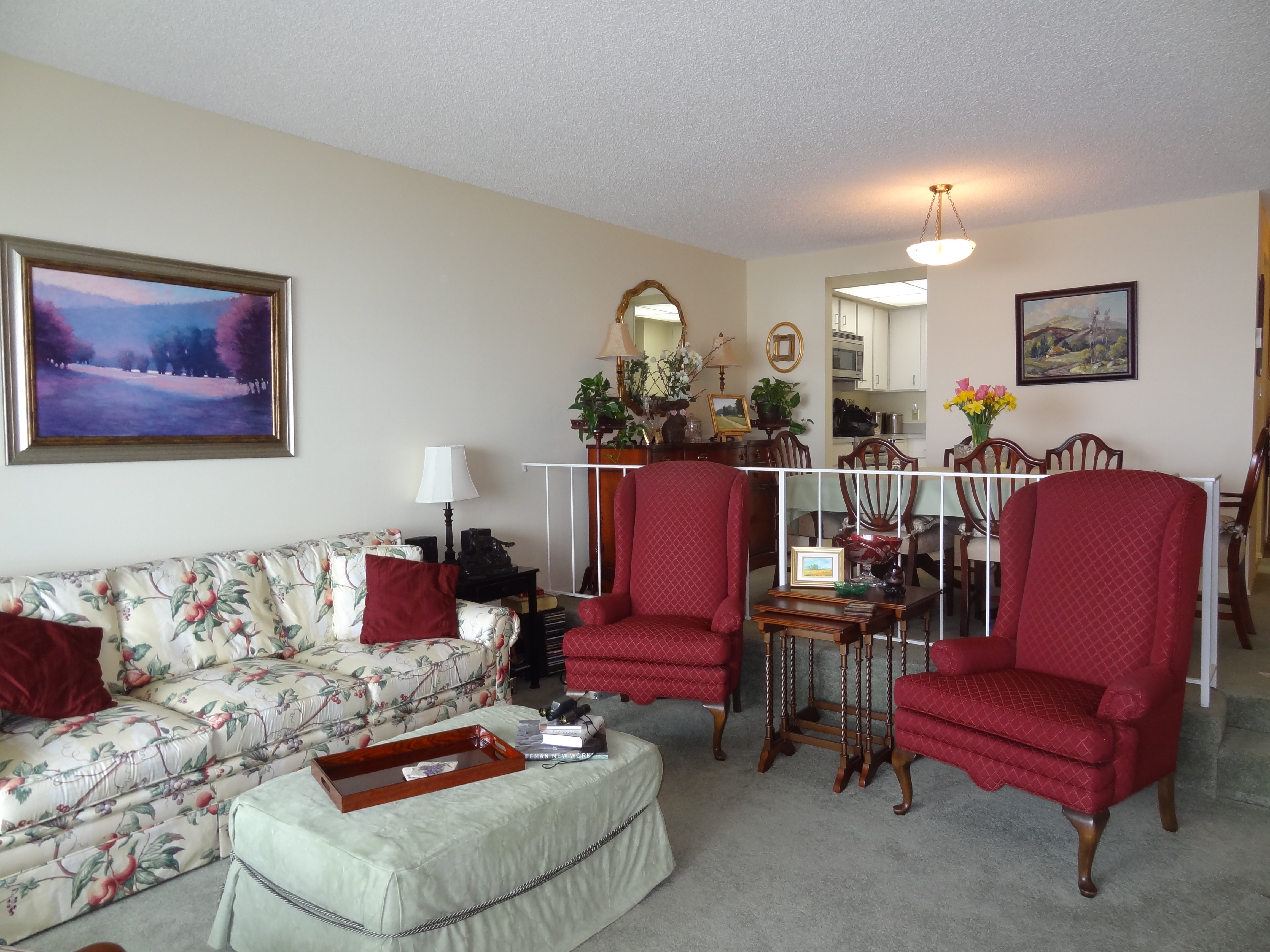 Property Photo: Living room 600 S State St 412 WA 98225