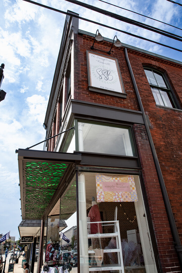 Property Photo:  235 Main  VA 23901 