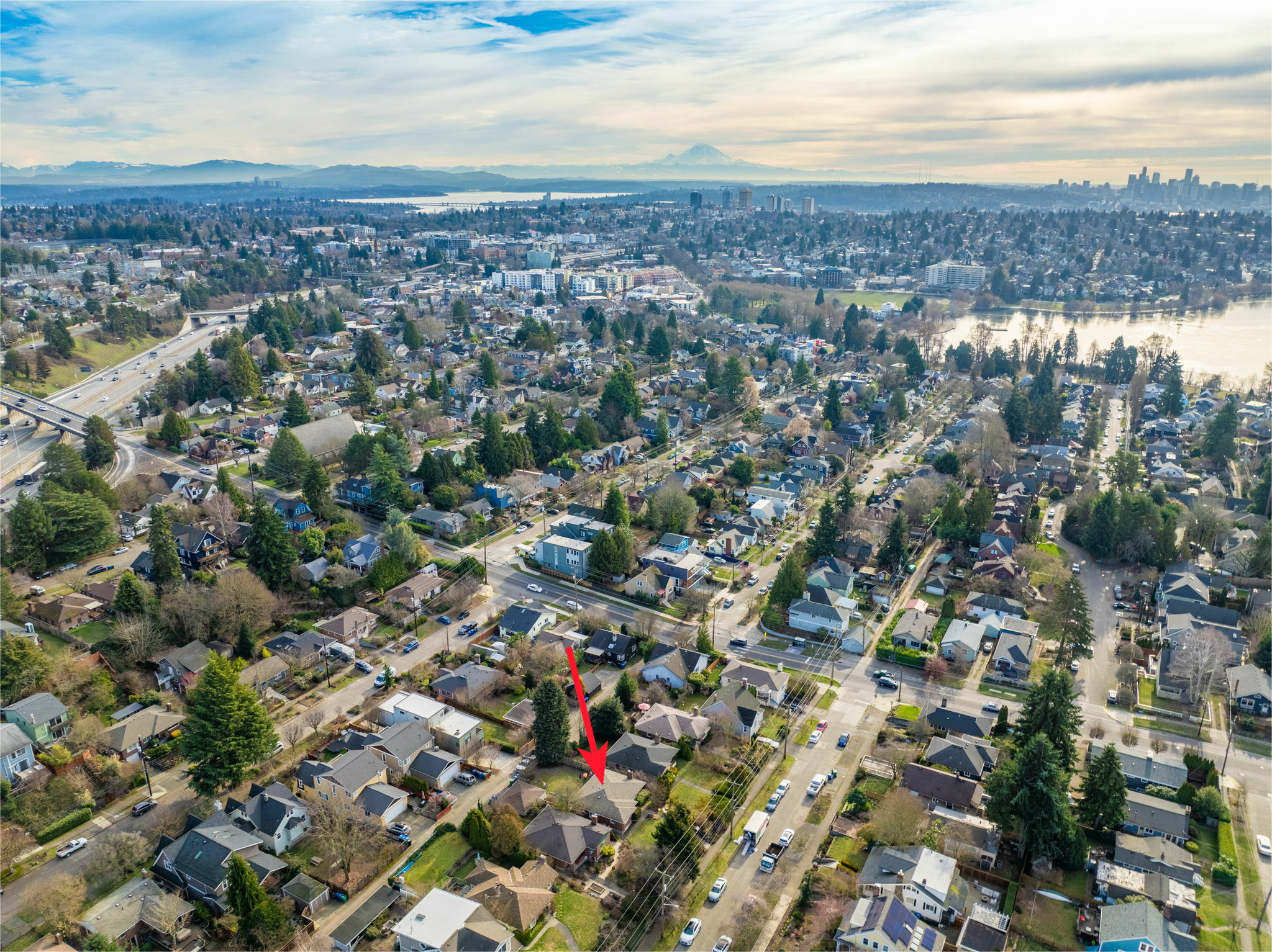 3 bed Seattle home for sale: 8020 Corliss Avenue N, Seattle, WA 98103