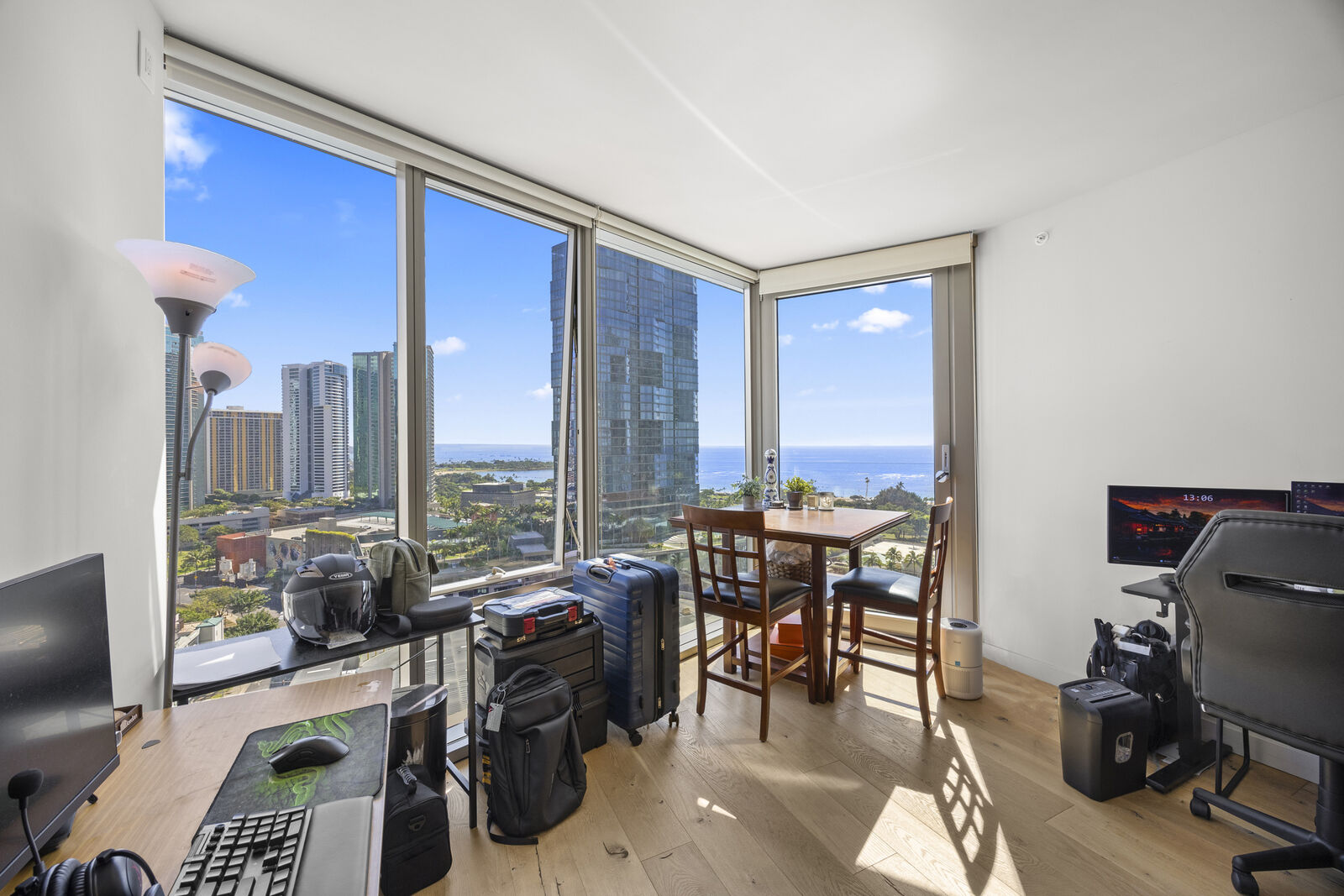 Property Photo:  1001 Queen Street 1708  HI 96814 