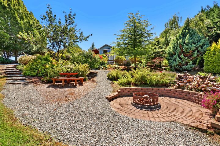 Property Photo:  11505 128th Dr NE  WA 98258 