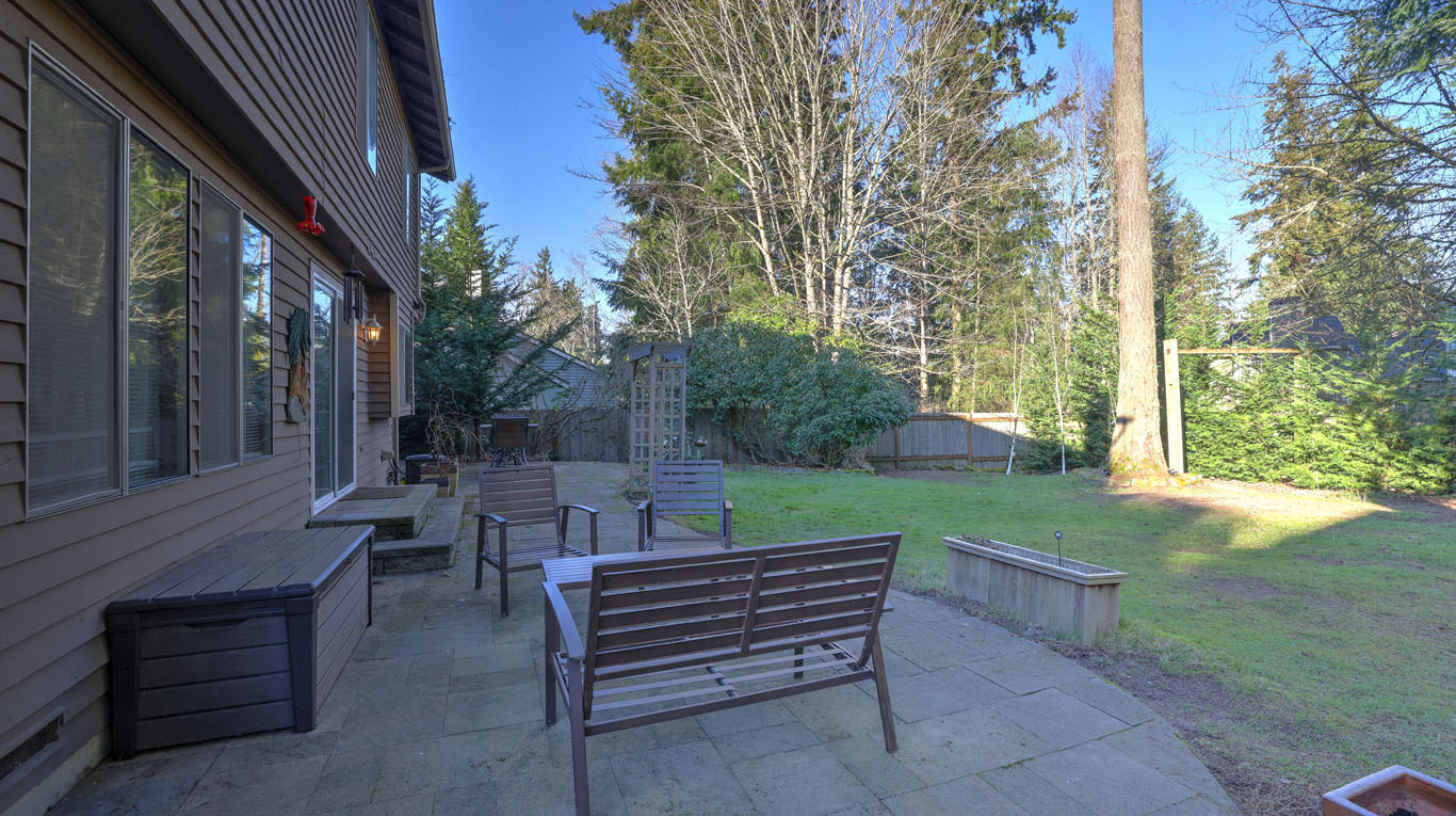 Property Photo:  4204 242nd Avenue SE  WA 98029 