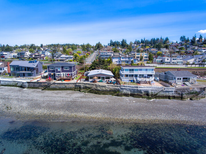 19425 27th Ave NW  Shoreline WA 98177 photo