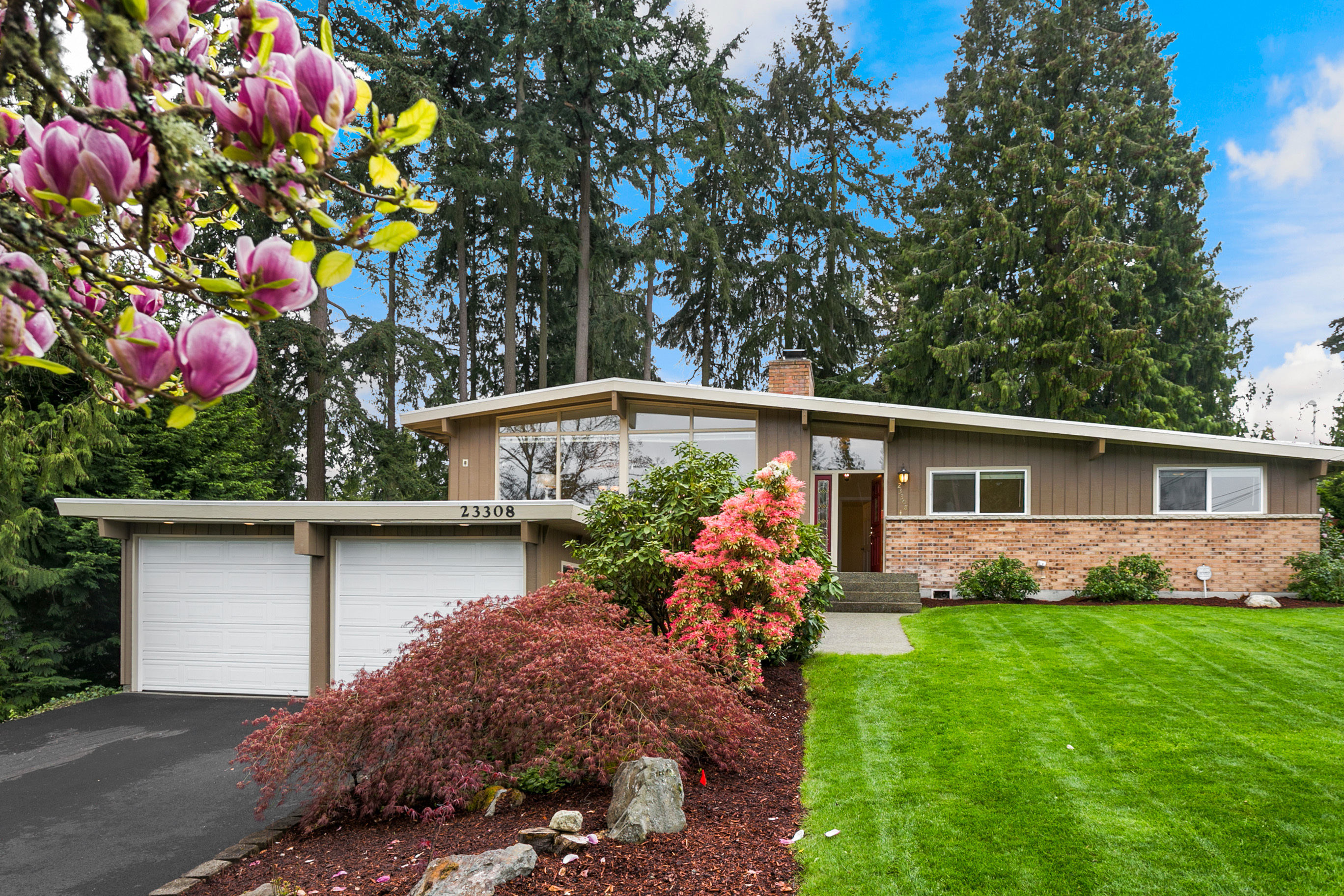 Property Photo:  23308 Friar Tuck Lane  WA 98020 