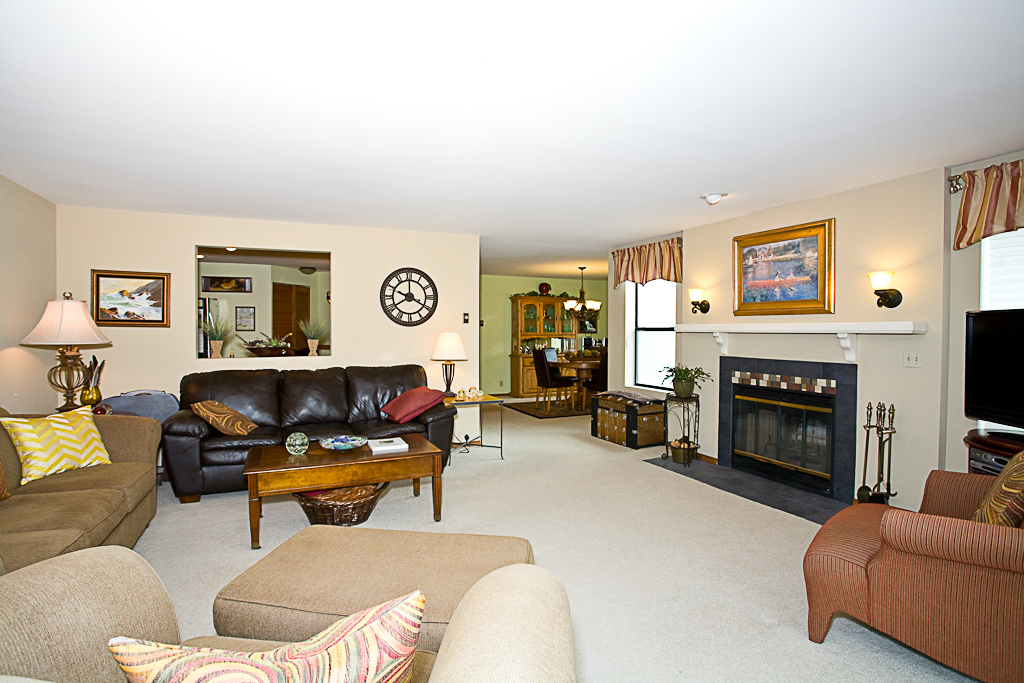 Property Photo: Interior 201 3rd Ave N 211  WA 98020 