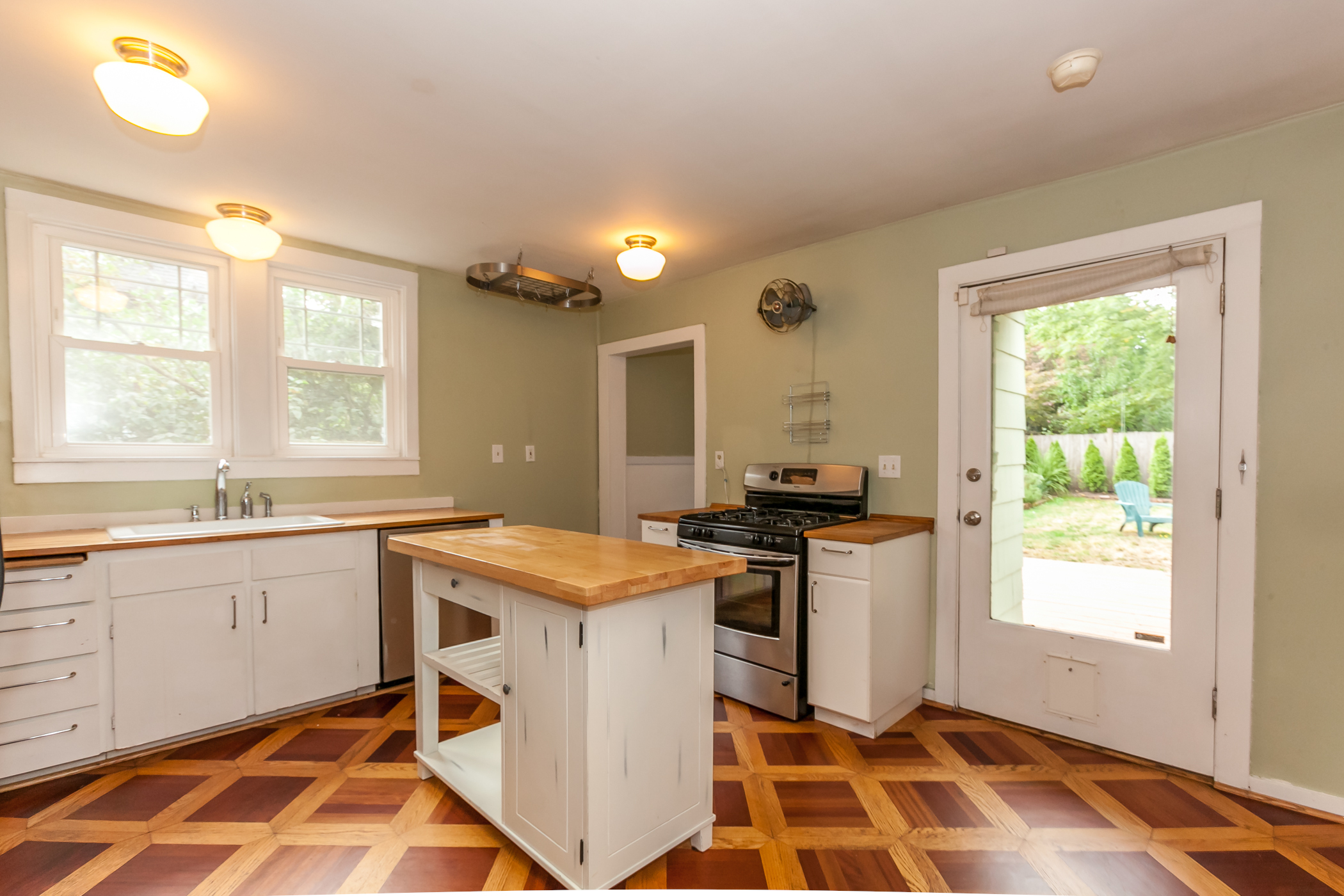 Property Photo: Restored interior 1609 24th Ave  WA 98122 