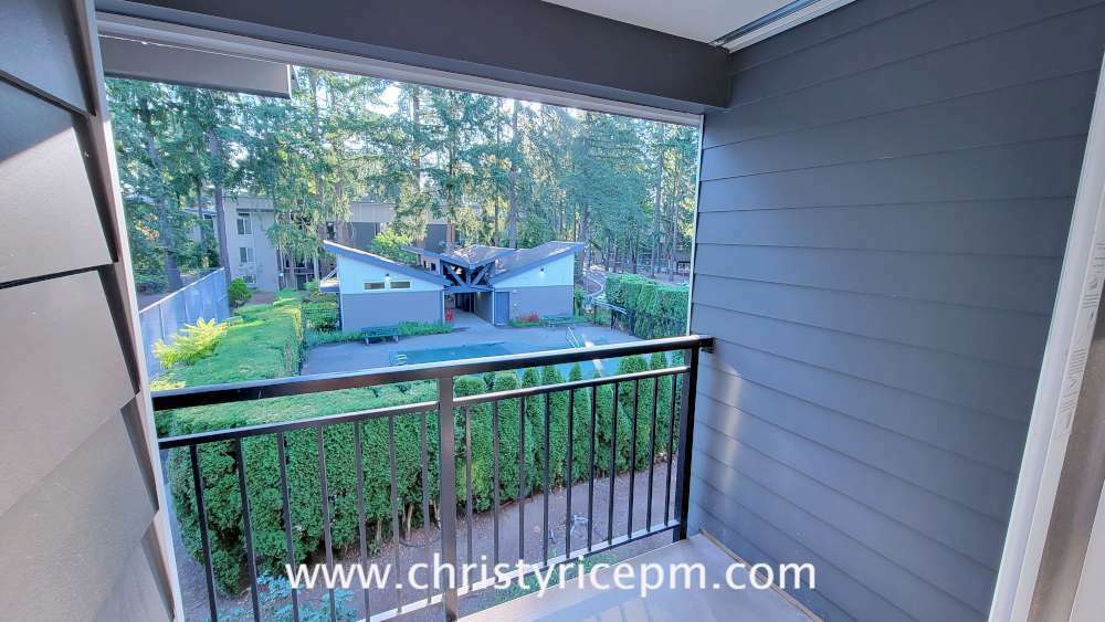 Property Photo:  14556 NE 31st Street G-303  WA 98007 