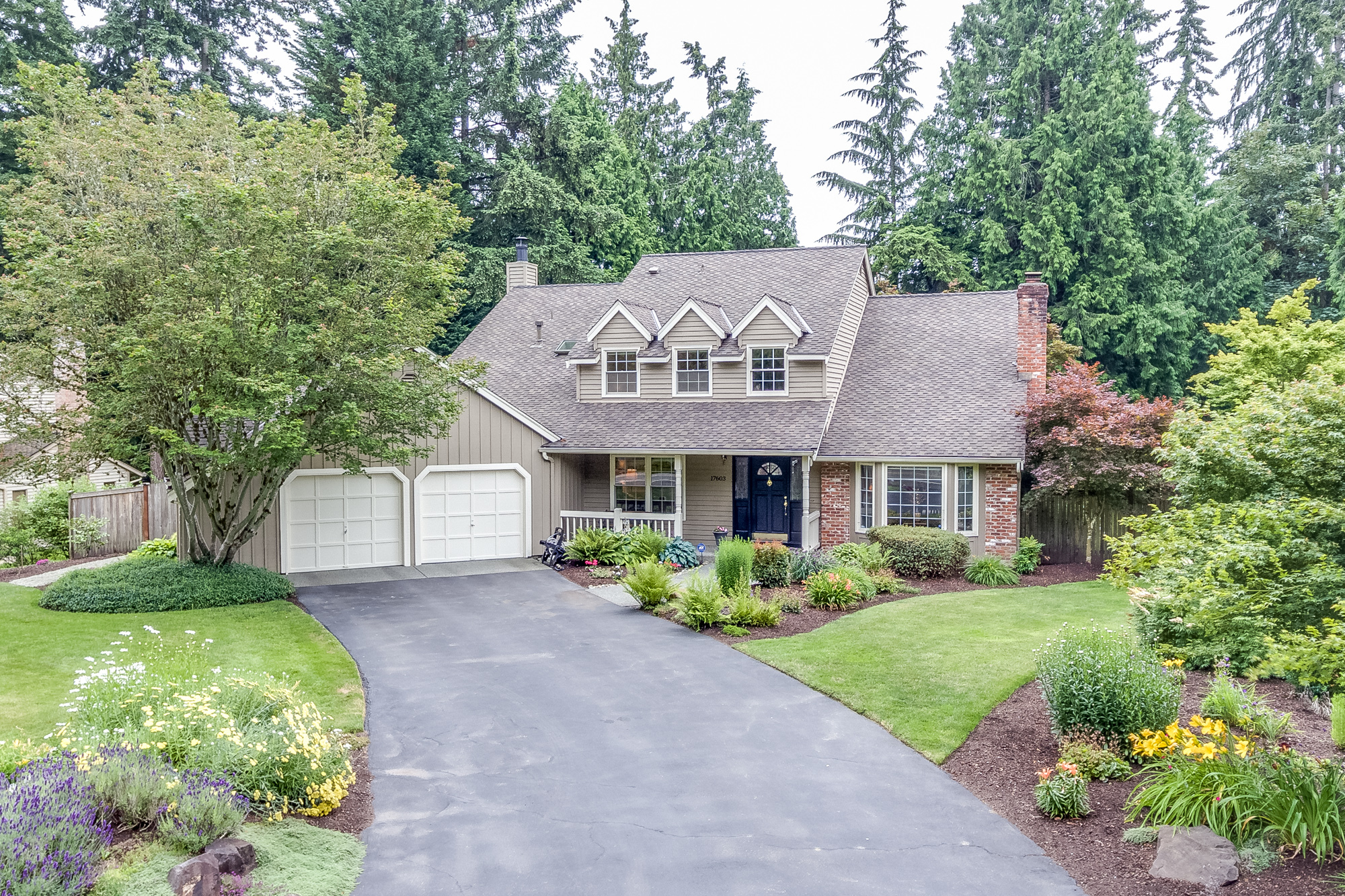 Property Photo: 17603 NE 142nd St WA 98052