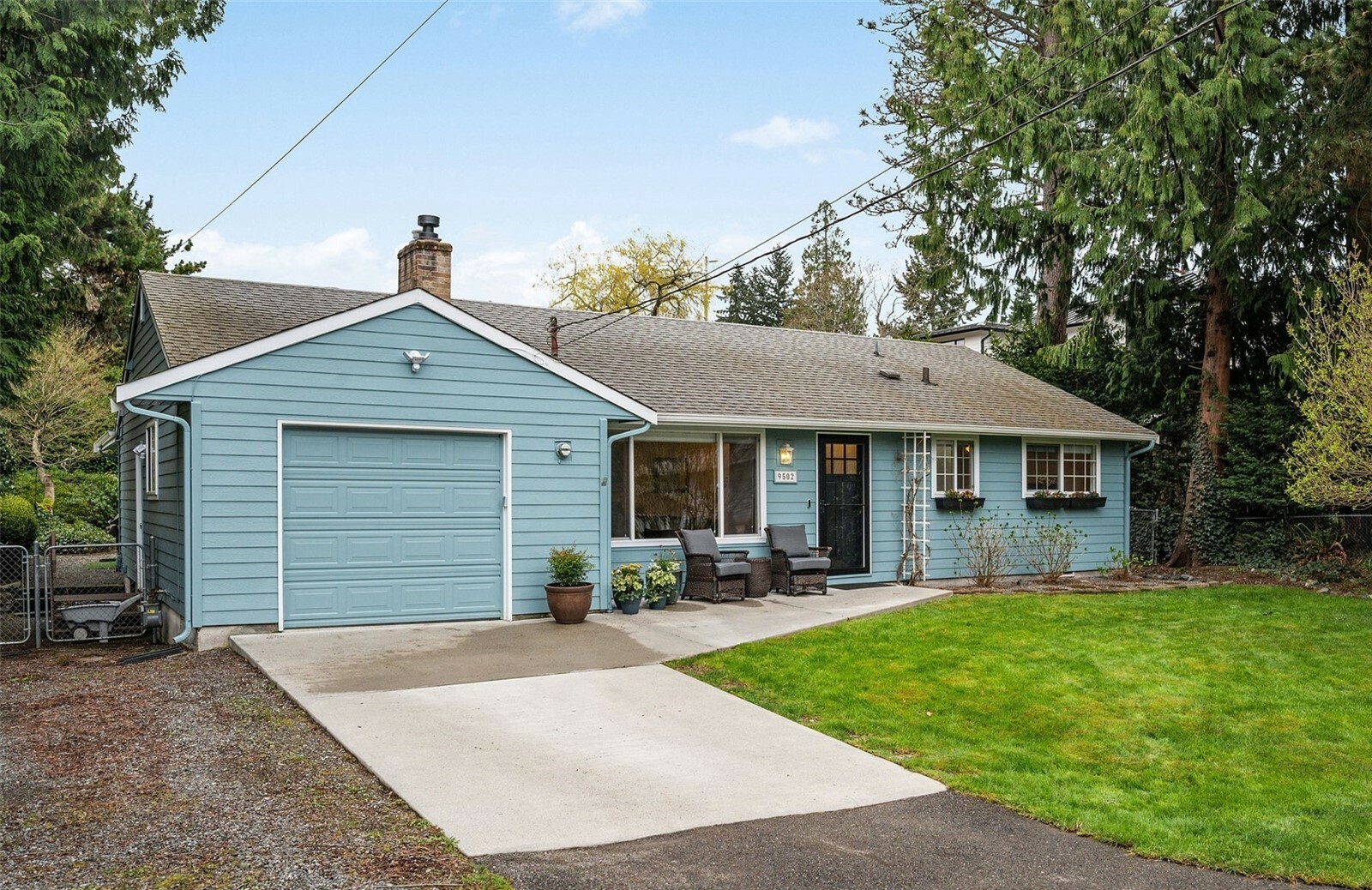 Property Photo: 9502 217th Street SW 9502 217th Street SW  WA 98020 