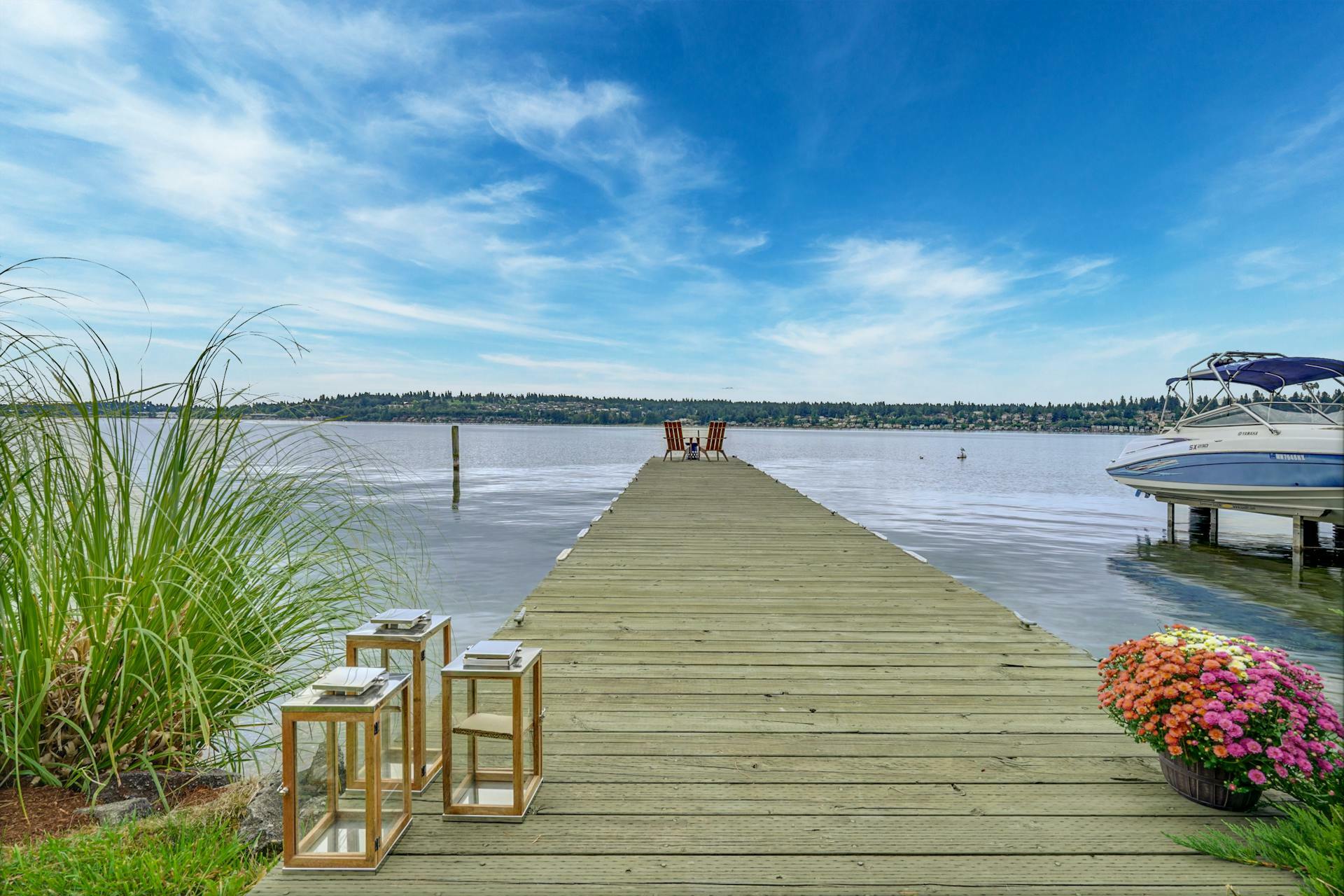 Property Photo:  12409 Holmes Point Drive NE  WA 98034 