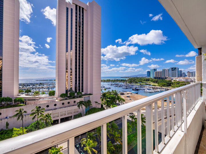 Property Photo:  1690 Ala Moana Boulevard 1401  HI 96815 