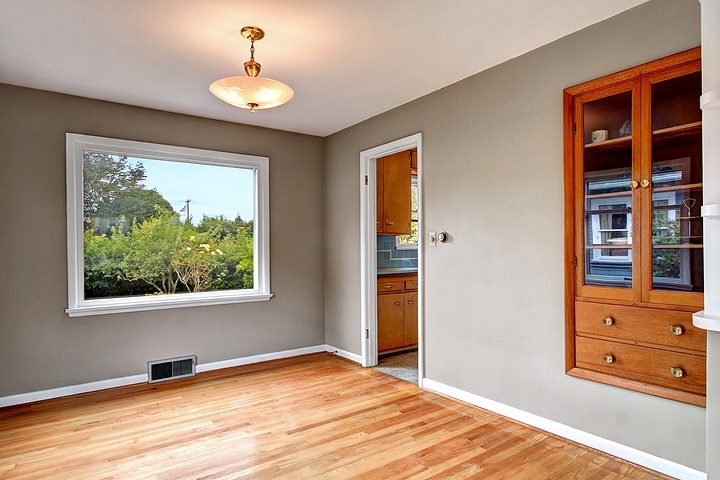 Property Photo: Living & dining room 6519 44th Ave SW  WA 98136 