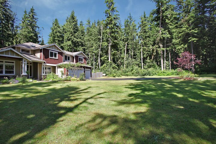 Property Photo: {more photos of this great home} 7117 Spada Rd  WA 98290 