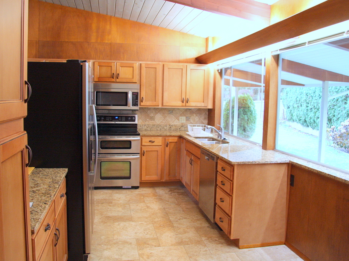 Property Photo: Kitchen 4757 119th Ave SE  WA 98006 