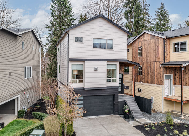 19723 27th Place W  Lynnwood WA 98036 photo