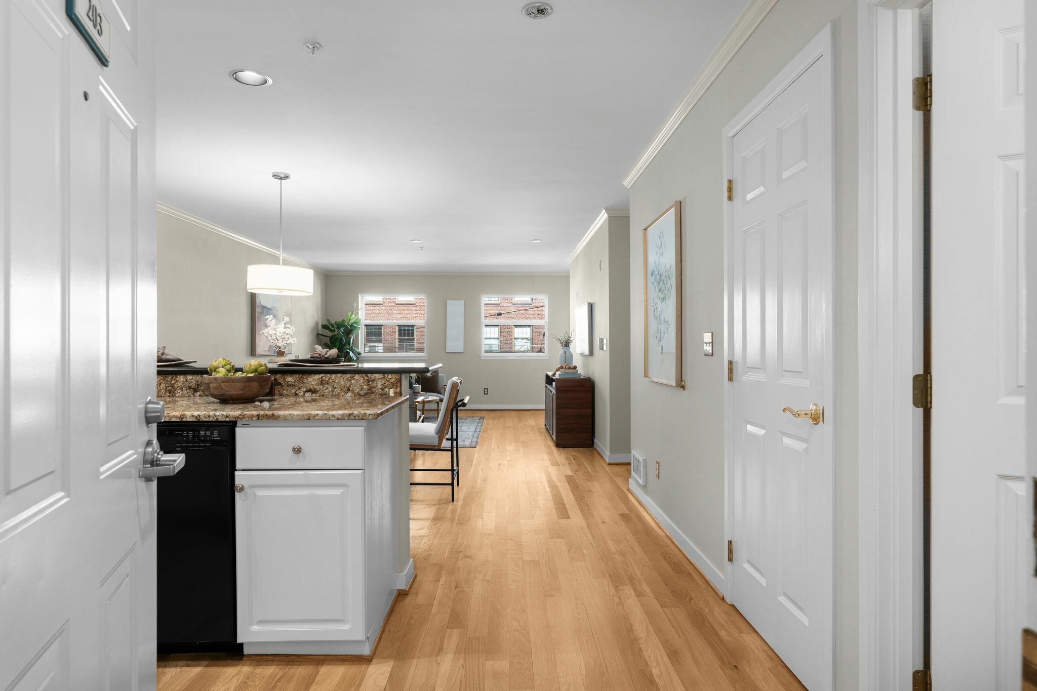 Property Photo: 1417 Queen Anne Avenue N 203 WA 98109