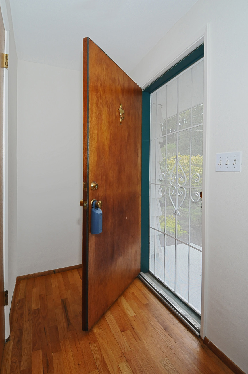 Property Photo: Entry 18333 Evanston Ave N  WA 98133 